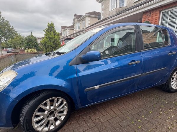Renault Clio Hatchback, Diesel, 2009, Blue