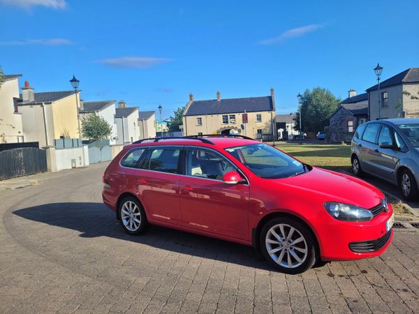 Volkswagen Golf Estate, Petrol, 2012, Red