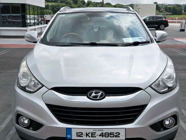 Hyundai ix35 SUV, Diesel, 2012, Silver