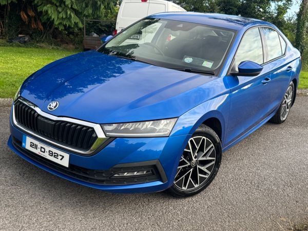 Skoda Octavia Saloon, Diesel, 2021, Blue