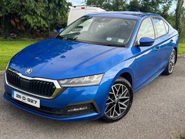 Skoda Octavia Saloon, Diesel, 2021, Blue