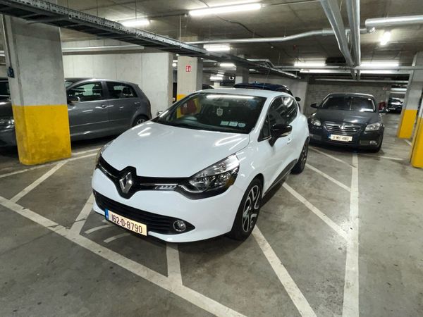 Renault Clio Hatchback, Petrol, 2016, White