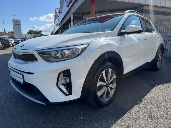 Kia Stonic Hatchback, Petrol, 2021, White