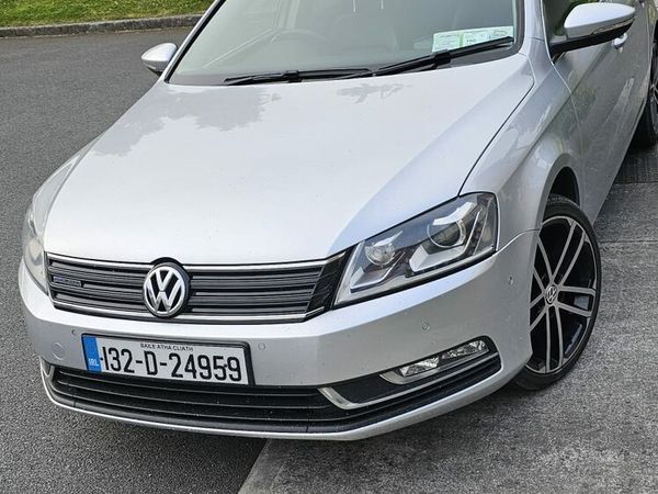 Volkswagen Passat Estate, Petrol, 2013, Silver