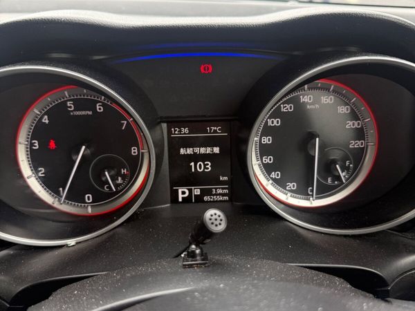 Suzuki Swift Hatchback, Petrol, 2019, Silver