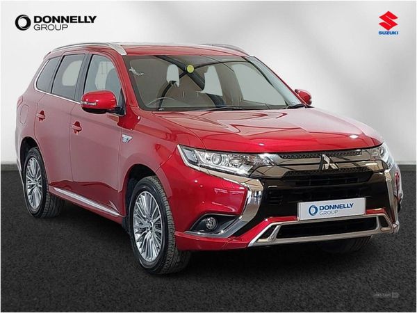 Mitsubishi Outlander , Petrol, 2021, Red