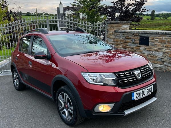 Dacia Sandero Stepway Hatchback, Petrol, 2020, Red