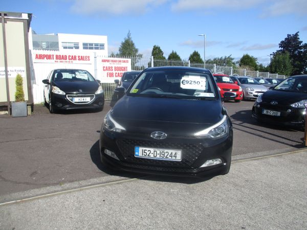 Hyundai i20 Hatchback, Petrol, 2015, Black