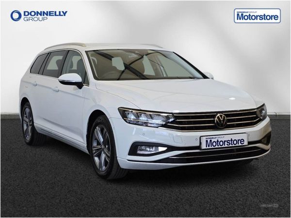 Volkswagen Passat , Diesel, 2021, White