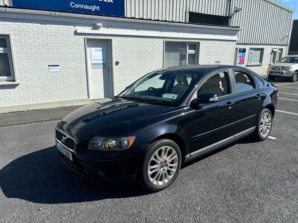 Volvo S40 Saloon, Petrol, 2007, Black