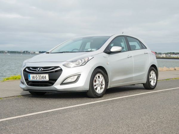 Hyundai i30 Hatchback, Diesel, 2014, Silver