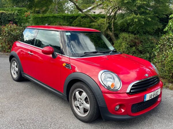 Mini One Hatchback, Diesel, 2014, Red