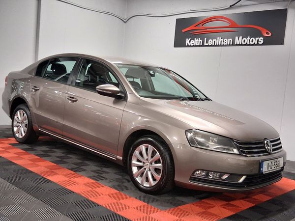 Volkswagen Passat Saloon, Diesel, 2011, Brown