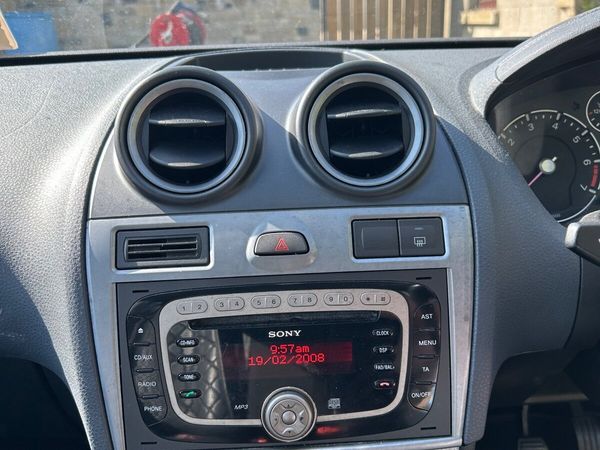 Ford Fiesta Hatchback, Petrol, 2009, Black