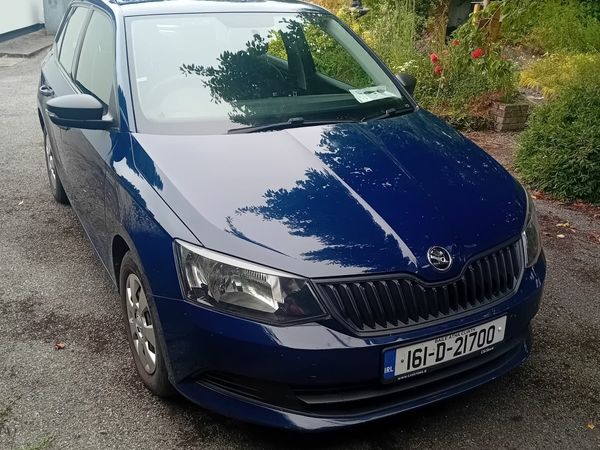 Skoda Fabia Hatchback, Petrol, 2016, Blue