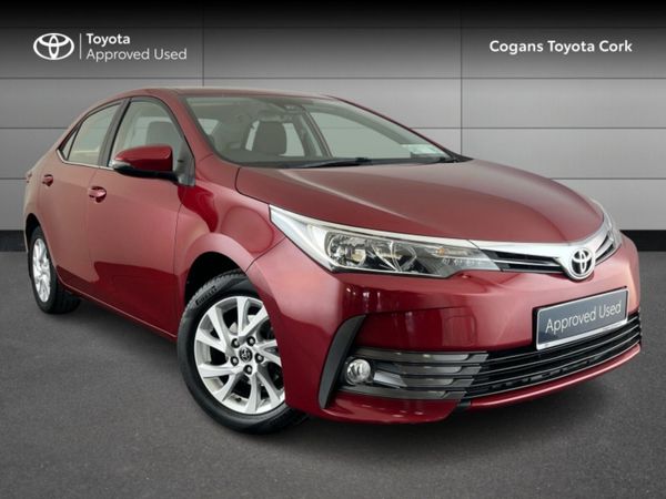 Toyota Corolla Saloon, Petrol, 2018, Red