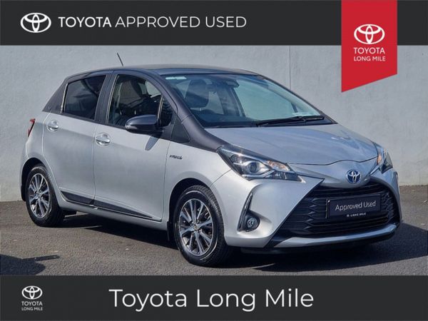 Toyota Yaris Hatchback, Petrol Hybrid, 2019, Silver