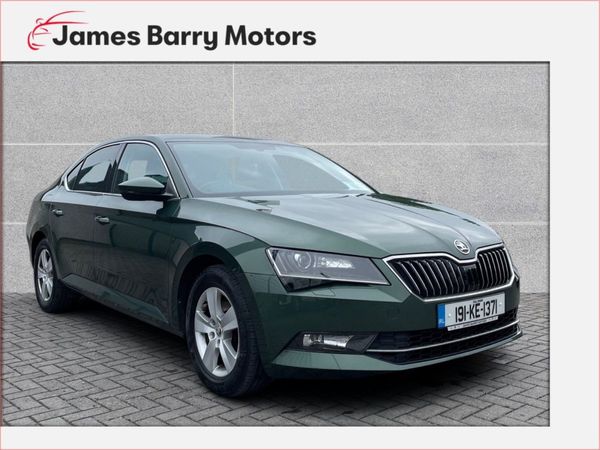Skoda Superb Saloon, Diesel, 2019, Green