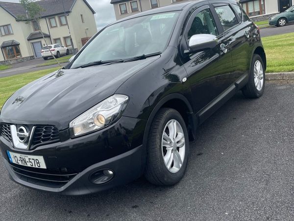 Nissan Qashqai Estate/Jeep, Diesel, 2012, Black