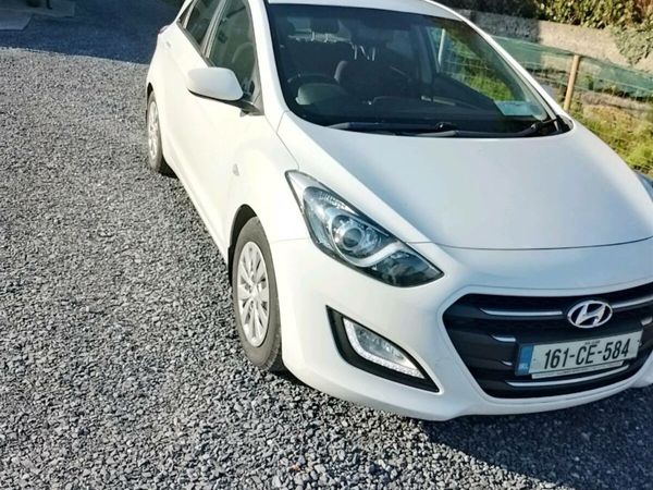 Hyundai i30 Hatchback, Diesel, 2016, White