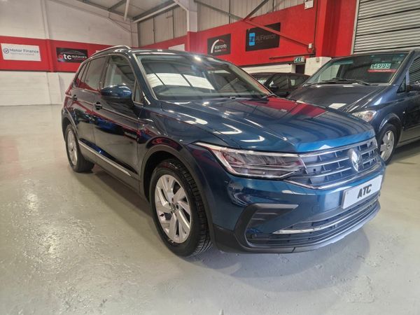 Volkswagen Tiguan SUV, Petrol, 2021, Blue