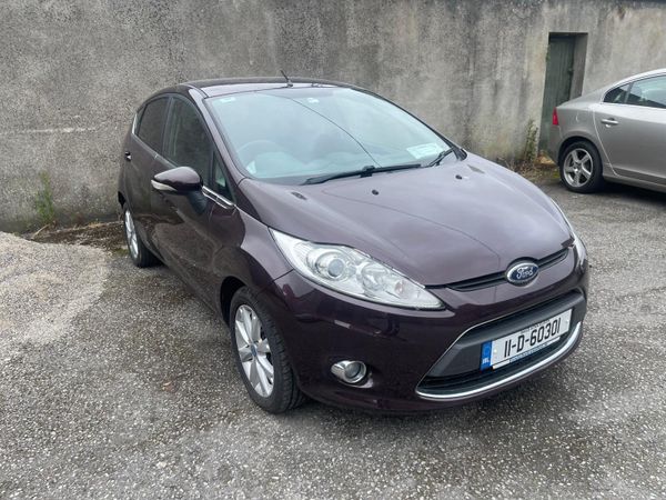 Ford Fiesta Hatchback, Petrol, 2011, Purple