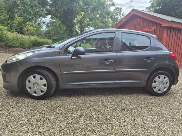 Peugeot 207 Hatchback, Diesel, 2012, Grey