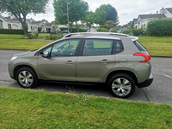 Peugeot 2008 Estate, Petrol, 2014, Grey
