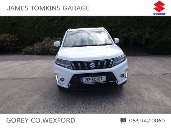 Suzuki Vitara SUV, Petrol, 2021, White