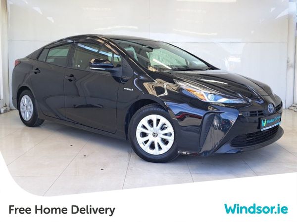 Toyota Prius Crossover, Petrol, 2020, Black