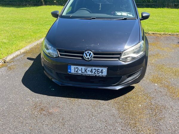 Volkswagen Polo Hatchback, Petrol, 2012, Black