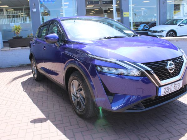 Nissan Qashqai MPV, Petrol, 2022, Blue