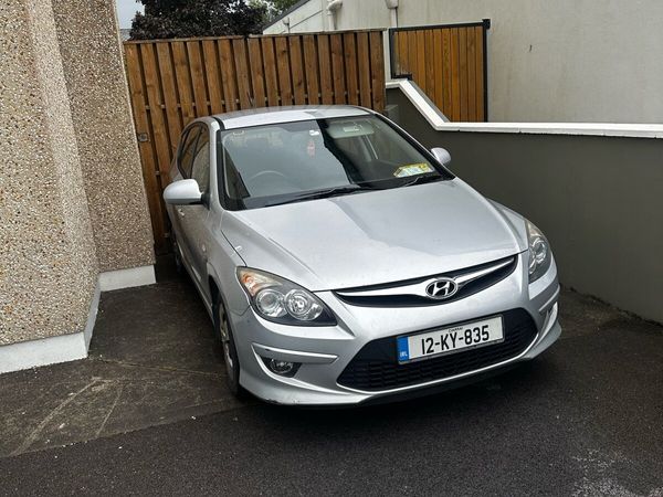 Hyundai i30 MPV, Diesel, 2012, Silver