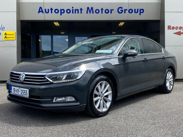 Volkswagen Passat Saloon, Diesel, 2019, Grey