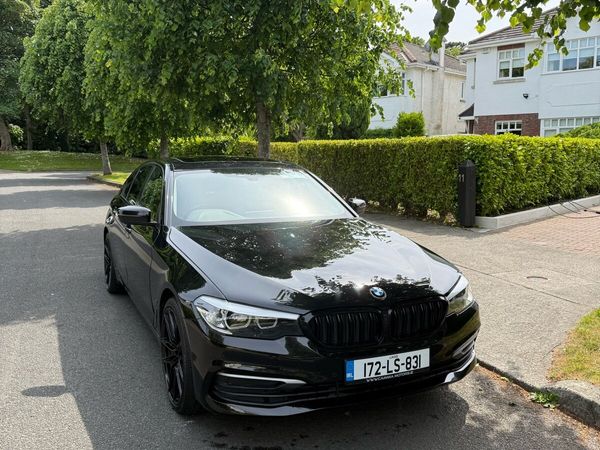 BMW 5-Series Saloon, Petrol Plug-in Hybrid, 2017, Black
