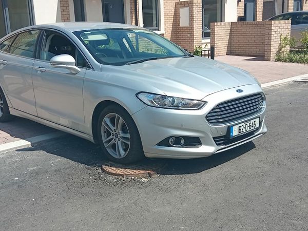 Ford Mondeo Hatchback, Diesel, 2016, Silver