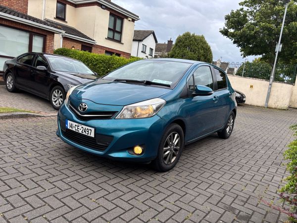 Toyota Yaris Hatchback, Diesel, 2014, Blue