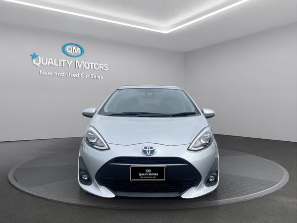 Toyota Aqua Hatchback, Petrol Hybrid, 2019, Silver