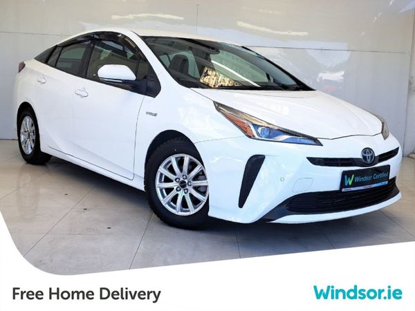 Toyota Prius Hatchback, Petrol Hybrid, 2020, White