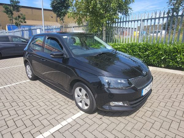 Skoda Fabia Hatchback, Petrol, 2017, Black