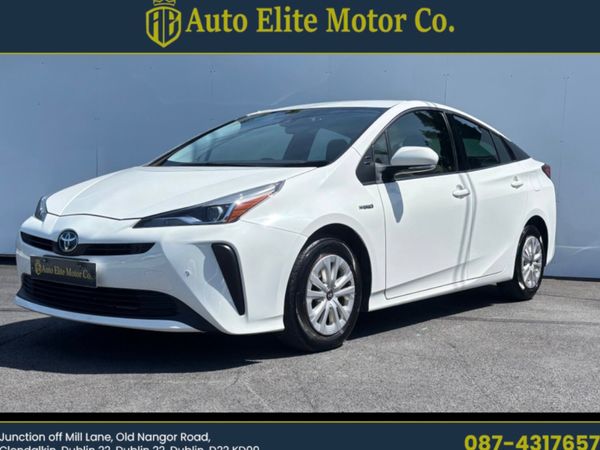 Toyota Prius Hatchback, Petrol Hybrid, 2019, White