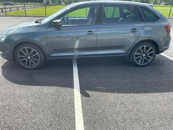 Skoda Rapid Hatchback, Diesel, 2016, Grey