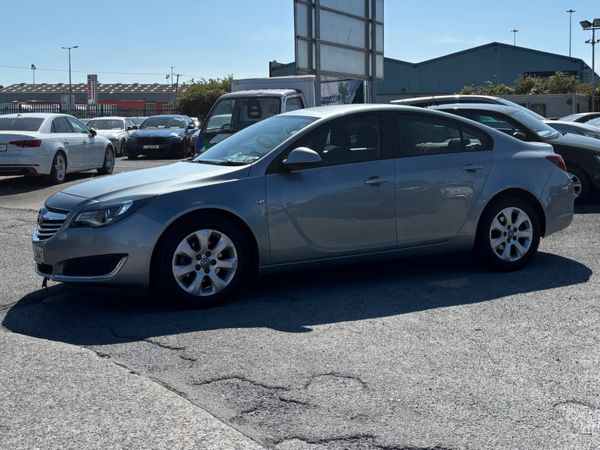 Opel Insignia Saloon, Diesel, 2015, Silver