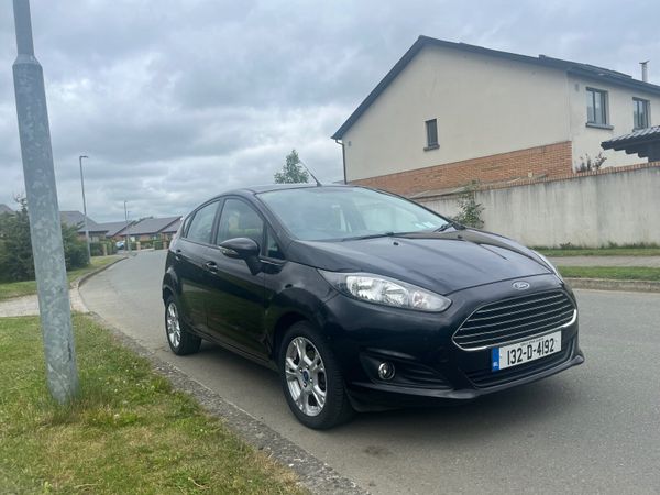 Ford Fiesta Hatchback, Petrol, 2013, Black
