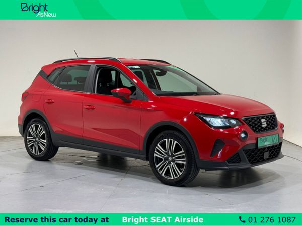 SEAT Arona Hatchback, Petrol, 2022, Red