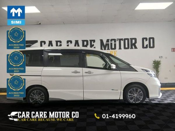 Nissan Serena MPV, Hybrid, 2017, White