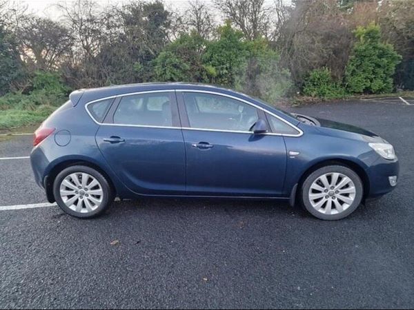 Opel Astra MPV, Diesel, 2012, Blue