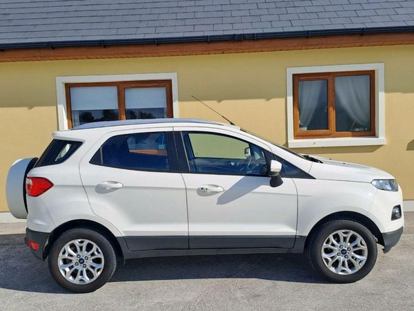 Ford EcoSport SUV, Petrol, 2015, White