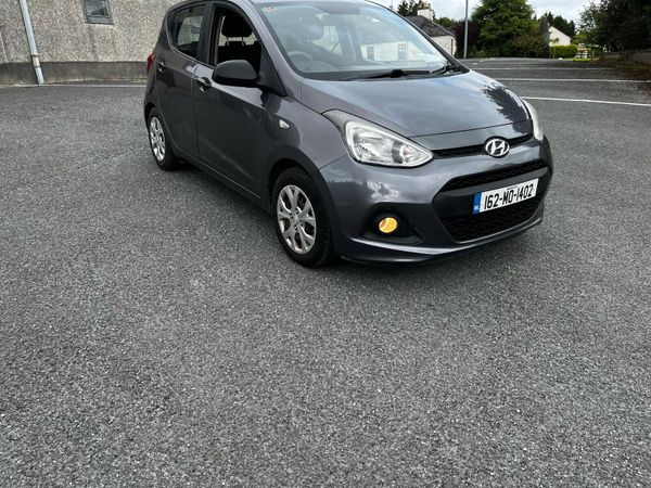 Hyundai i10 Hatchback, Petrol, 2016, Grey