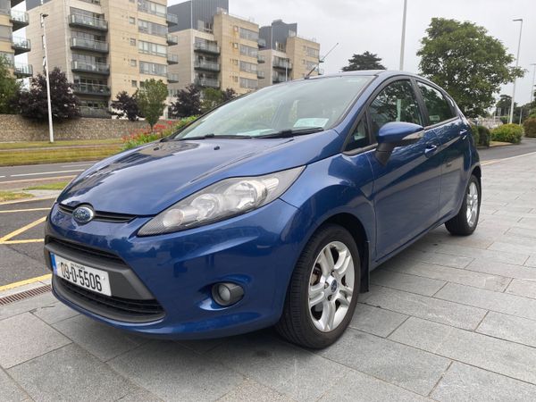 Ford Fiesta Hatchback, Petrol, 2009, Blue